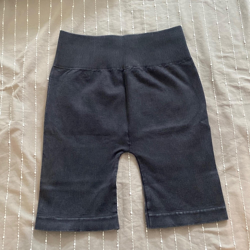 Black, ribbed biker shorts